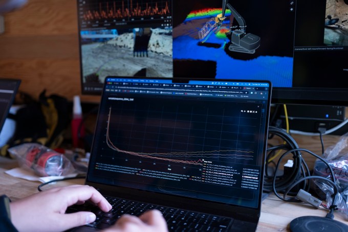 Autonomous vehicles in construction environment by Bedrock Robotics