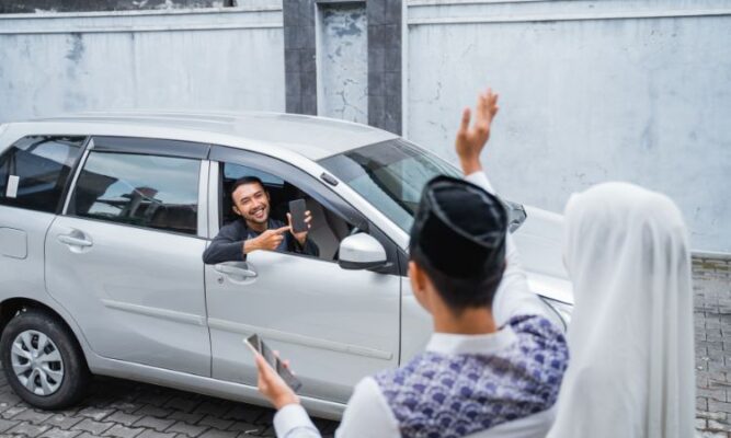 Driving for Uber or Lyft: Flexible Income